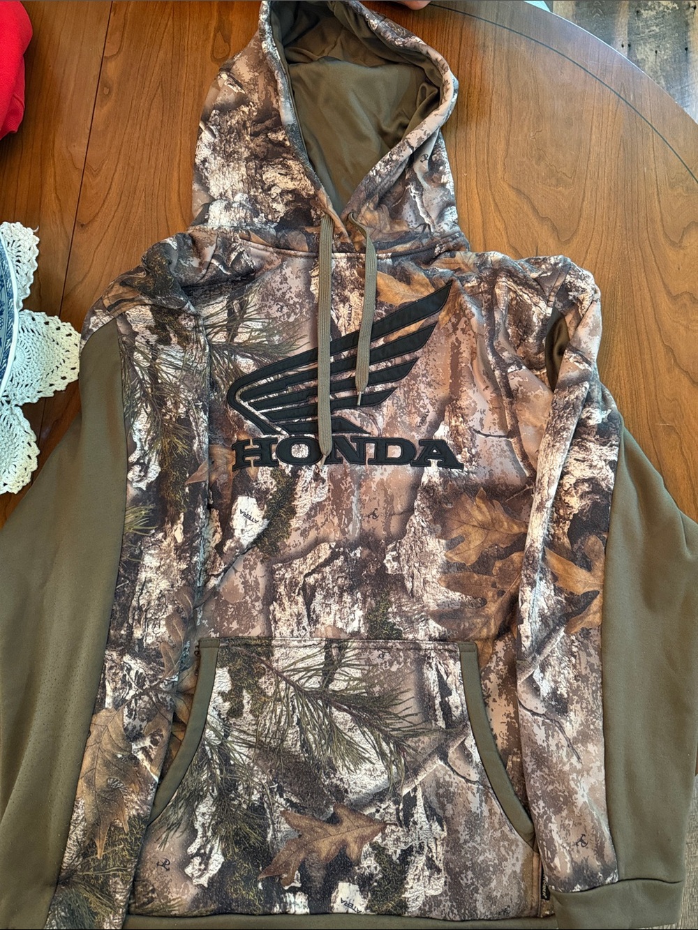 Honda Men's Camo Pullover Hoodie in Olive